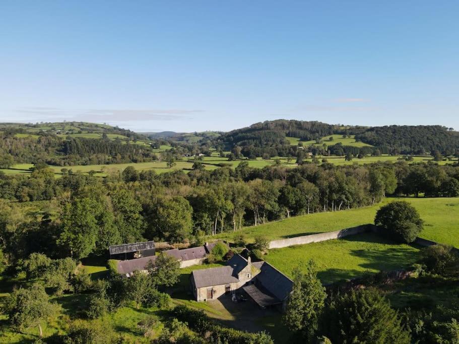 Tranquil Getaway Near Brecon Beacons Appartement Llandovery Buitenkant foto